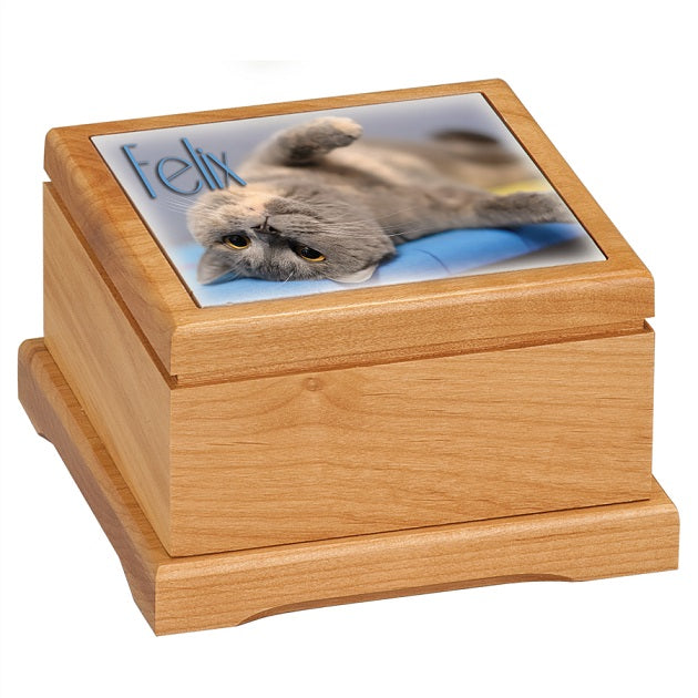 Red Alder Pet Urn with Routed Top